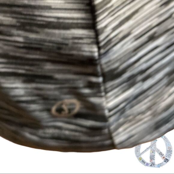 $ 5 add on item Spalding speed dri v neck t - Picture 3 of 9